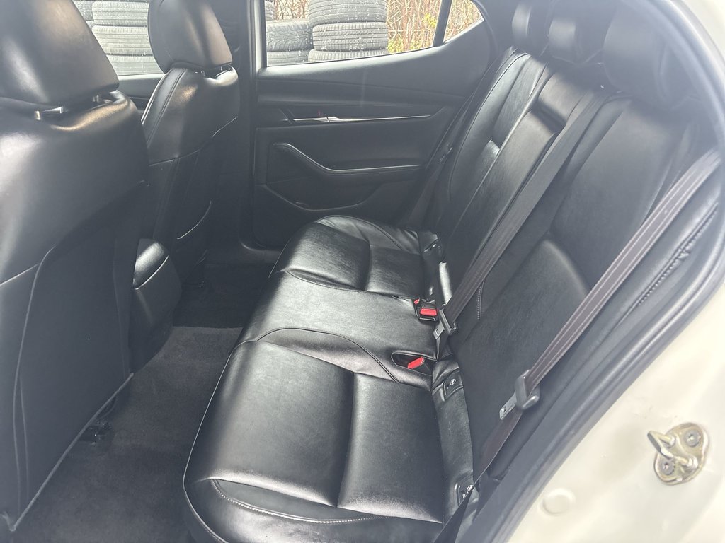Mazda 3 Sport GS | Cam | USB | HtdSeats | Bluetooth | Keyless 2022 à Saint John, Nouveau-Brunswick - 32 - w1024h768px