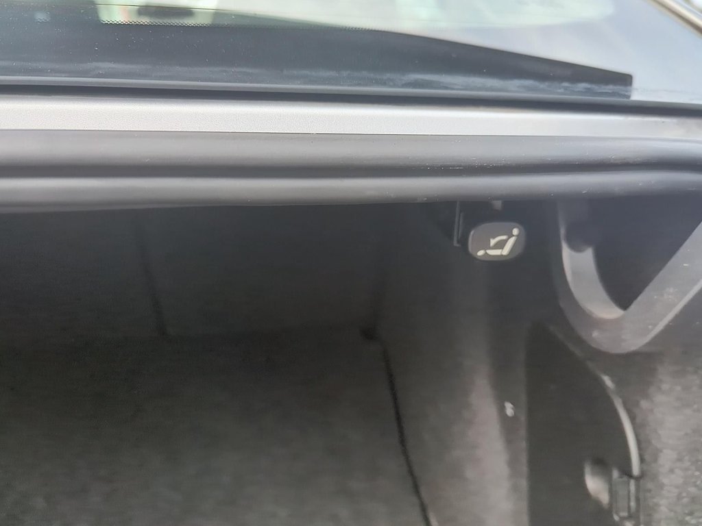 2014 Mazda 3 in Antigonish, Nova Scotia - 29 - w1024h768px