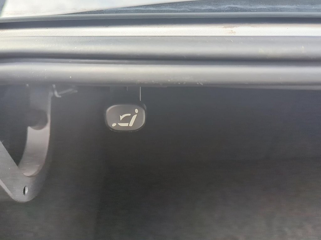 2014 Mazda 3 in Antigonish, Nova Scotia - 28 - w1024h768px