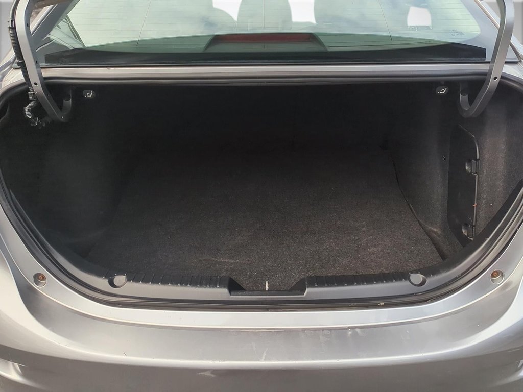 2014 Mazda 3 in Antigonish, Nova Scotia - 27 - w1024h768px