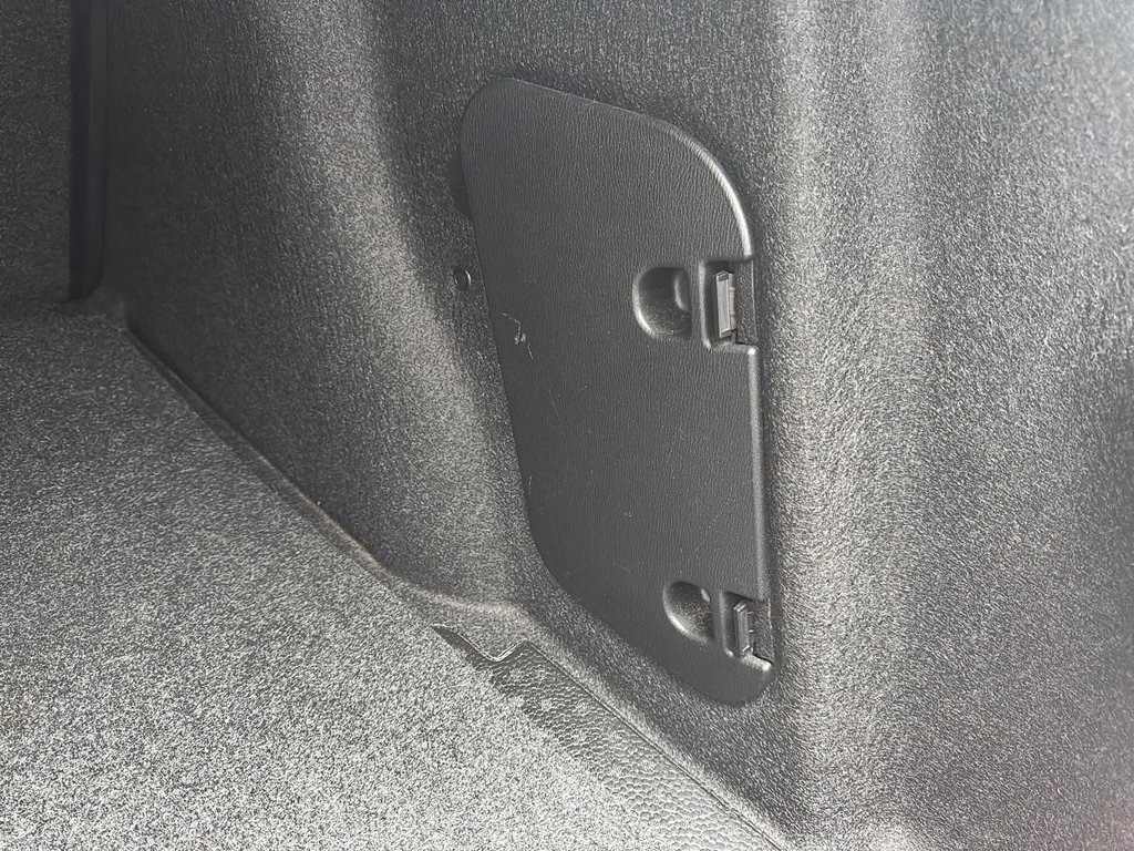 2014 Mazda 3 in Antigonish, Nova Scotia - 45 - w1024h768px