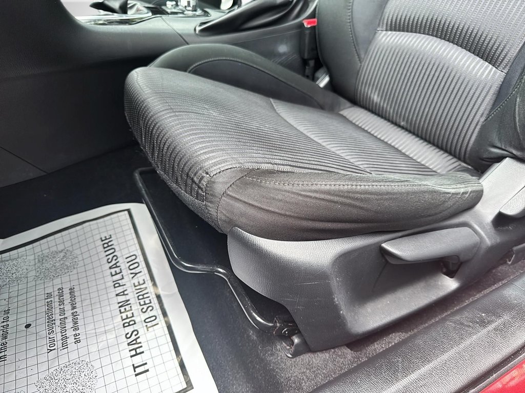 2014 Mazda 3 in Antigonish, Nova Scotia - 38 - w1024h768px