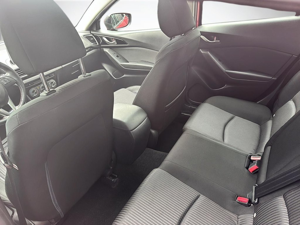 2014 Mazda 3 in Antigonish, Nova Scotia - 39 - w1024h768px