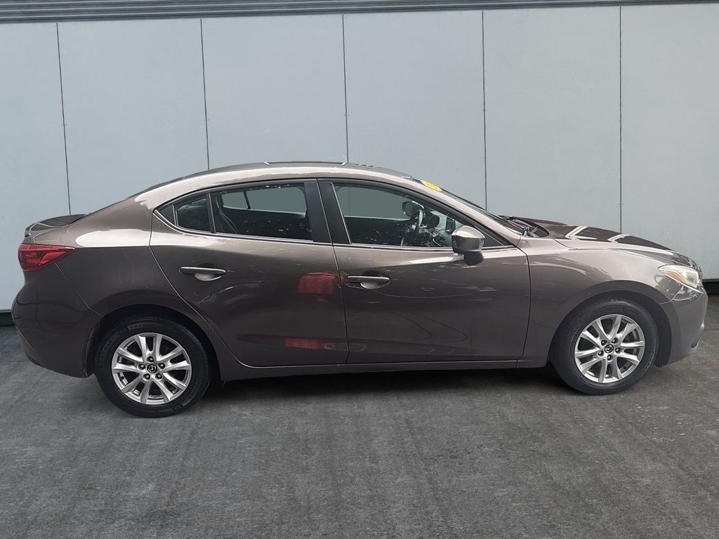2014 Mazda 3 in Antigonish, Nova Scotia - 6 - w1024h768px