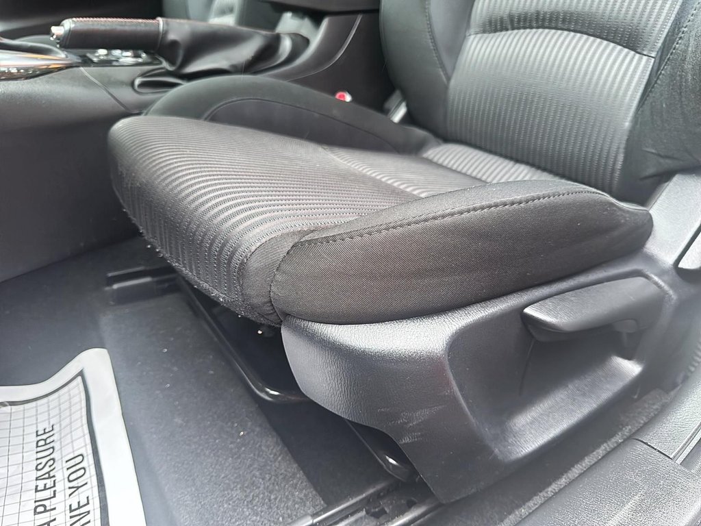 2014 Mazda 3 in Antigonish, Nova Scotia - 40 - w1024h768px