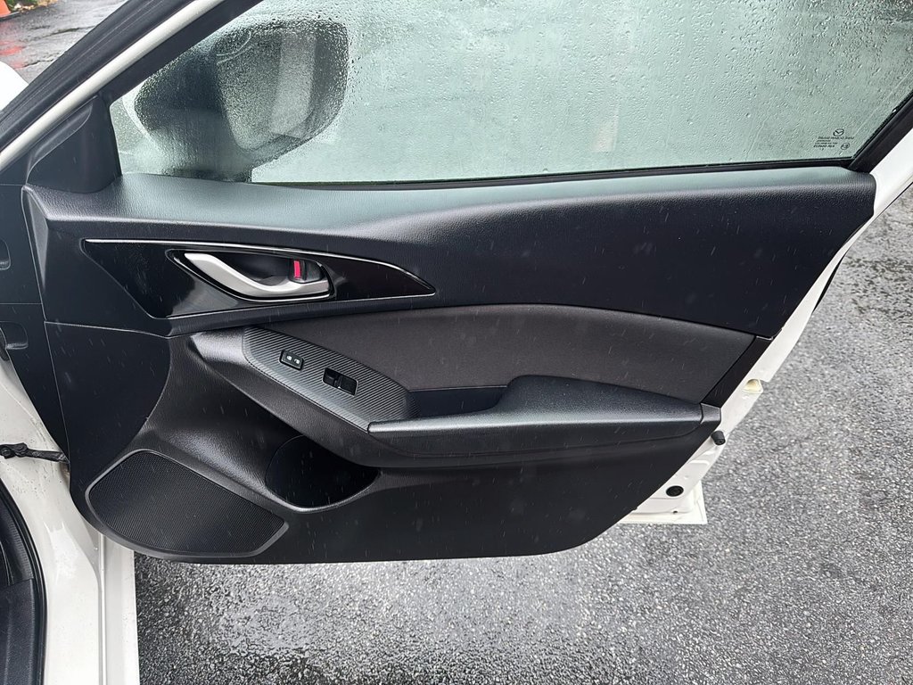 2015 Mazda 3 GS | Cam | USB | HtdSeats | Bluetooth | Keyless | in Saint John, New Brunswick - 12 - w1024h768px