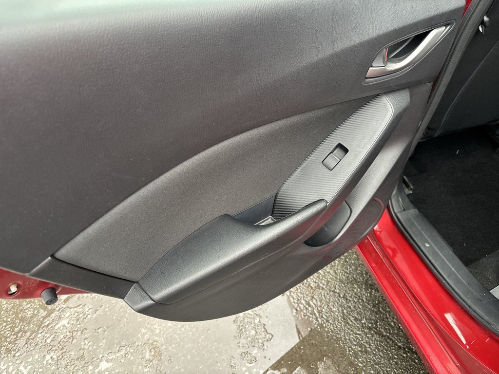 2015 Mazda 3 GS | Cam | HtdSeats | Bluetooth | Keyless | Cruise in Saint John, New Brunswick - 35 - w1024h768px