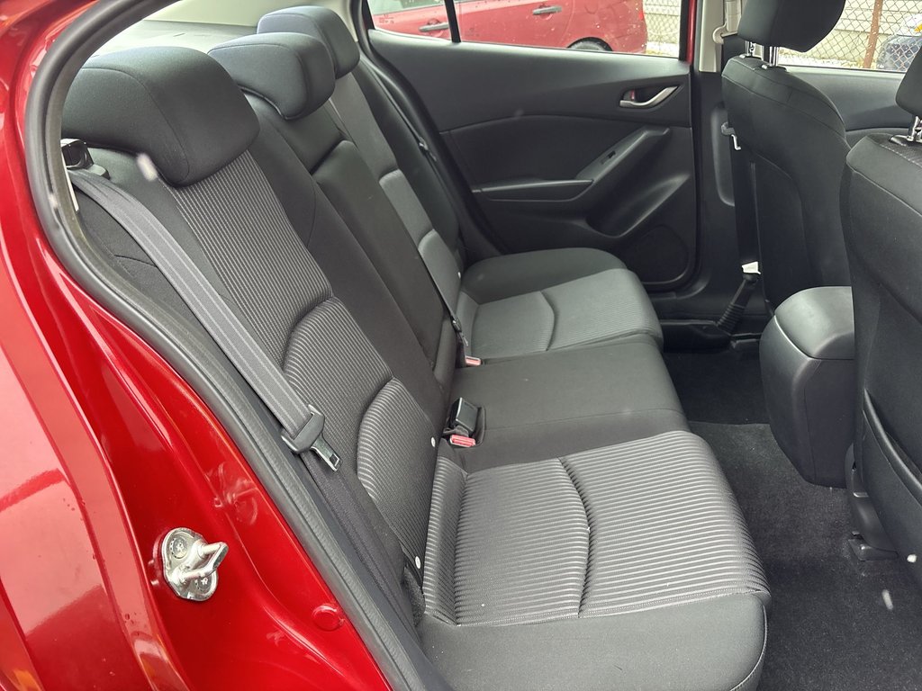 2015 Mazda 3 GS | Cam | HtdSeats | Bluetooth | Keyless | Cruise in Saint John, New Brunswick - 39 - w1024h768px