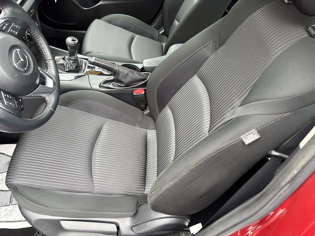2015 Mazda 3 GS | Cam | HtdSeats | Bluetooth | Keyless | Cruise in Saint John, New Brunswick - 12 - w1024h768px