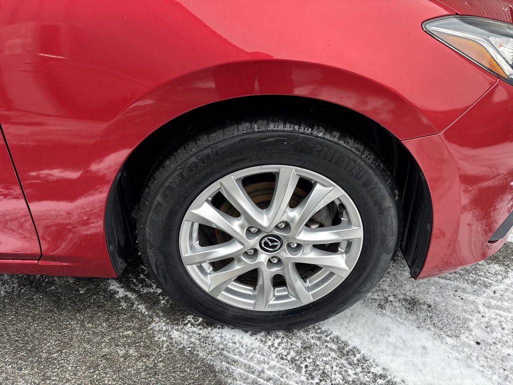 2015 Mazda 3 GS | Cam | HtdSeats | Bluetooth | Keyless | Cruise in Saint John, New Brunswick - 10 - w1024h768px