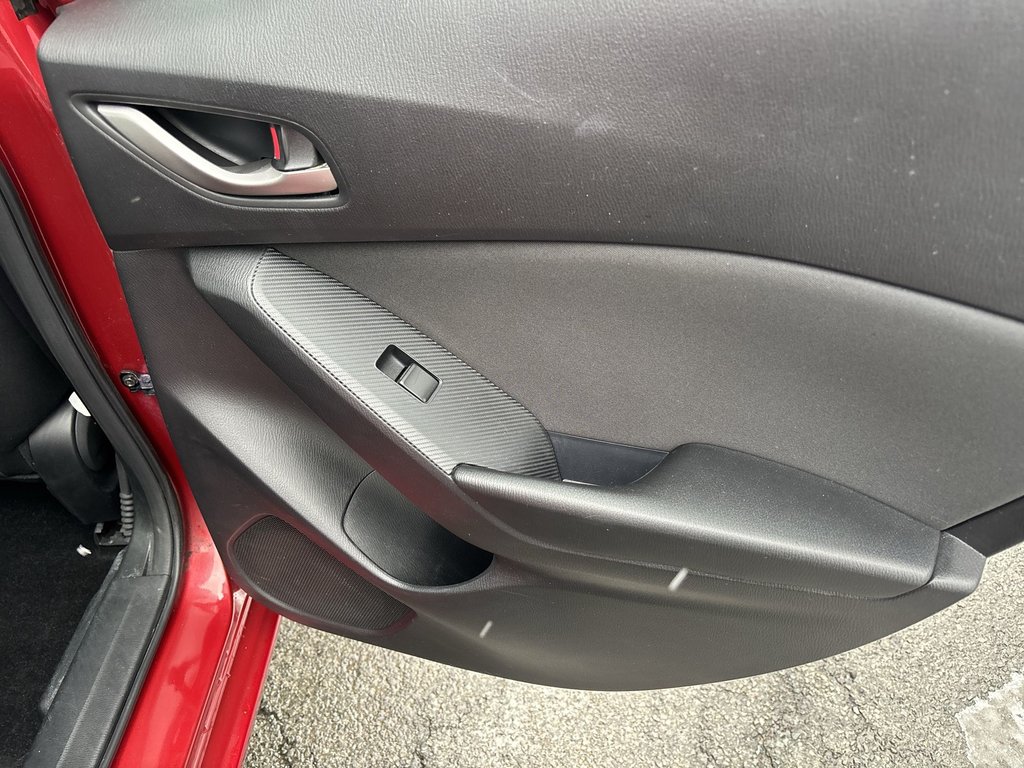 2015 Mazda 3 GS | Cam | HtdSeats | Bluetooth | Keyless | Cruise in Saint John, New Brunswick - 41 - w1024h768px