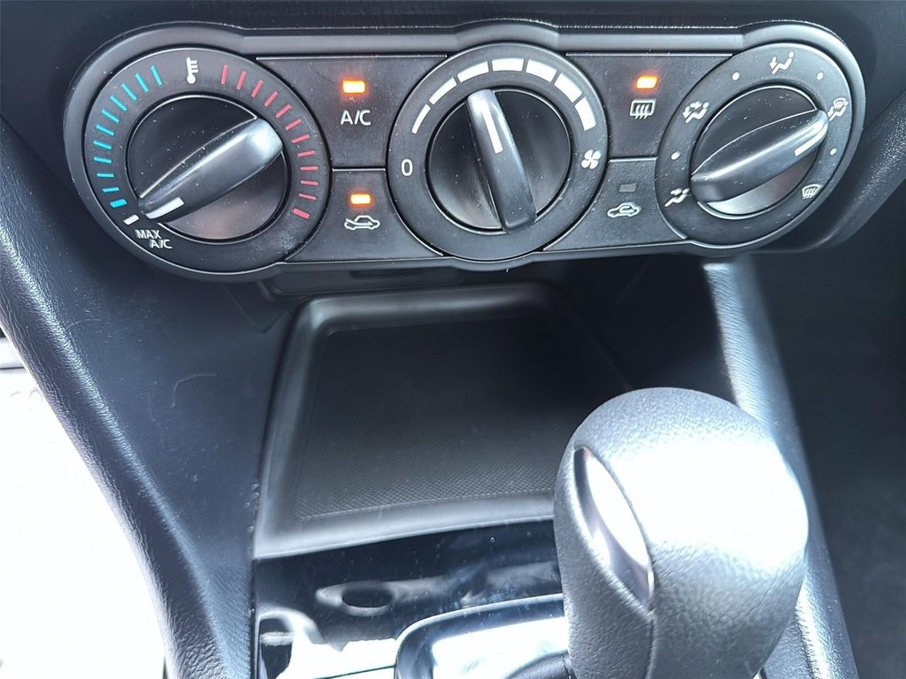 2016 Mazda 3 in Antigonish, Nova Scotia - 49 - w1024h768px