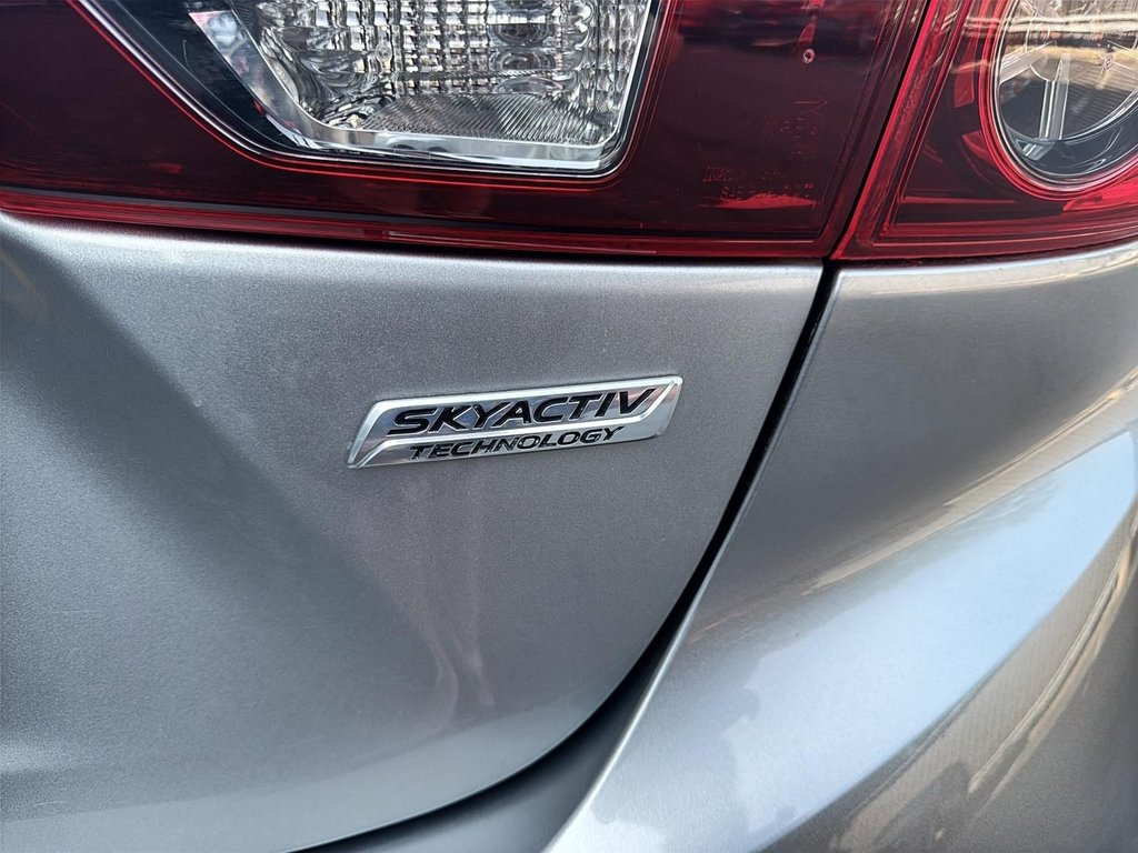 2016 Mazda 3 in Antigonish, Nova Scotia - 35 - w1024h768px