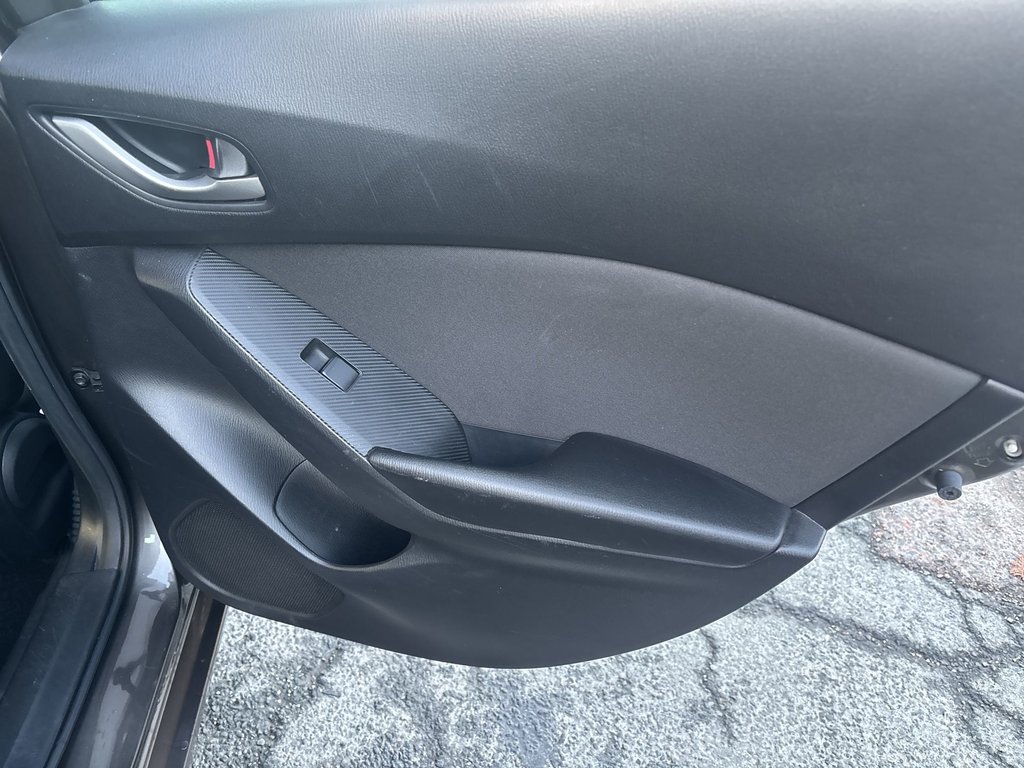 Mazda 3 GX | Cam | USB | HtdSeats | Bluetooth | Keyless 2016 à Saint John, Nouveau-Brunswick - 41 - w1024h768px