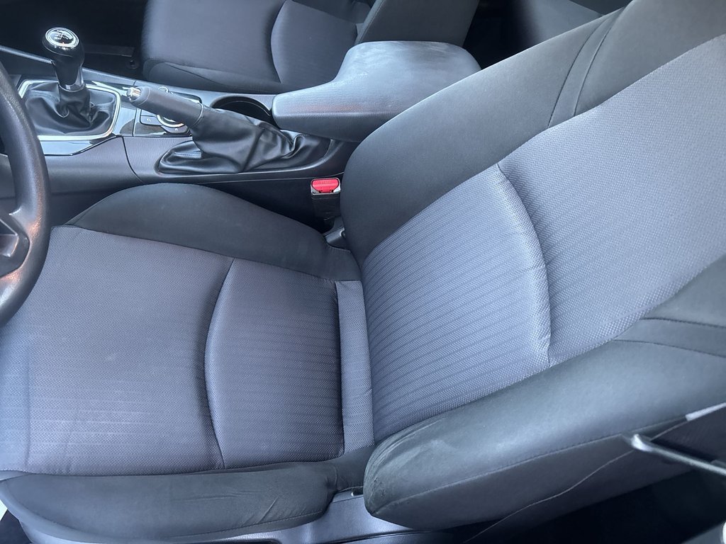 Mazda 3 GX | Cam | USB | HtdSeats | Bluetooth | Keyless 2016 à Saint John, Nouveau-Brunswick - 12 - w1024h768px