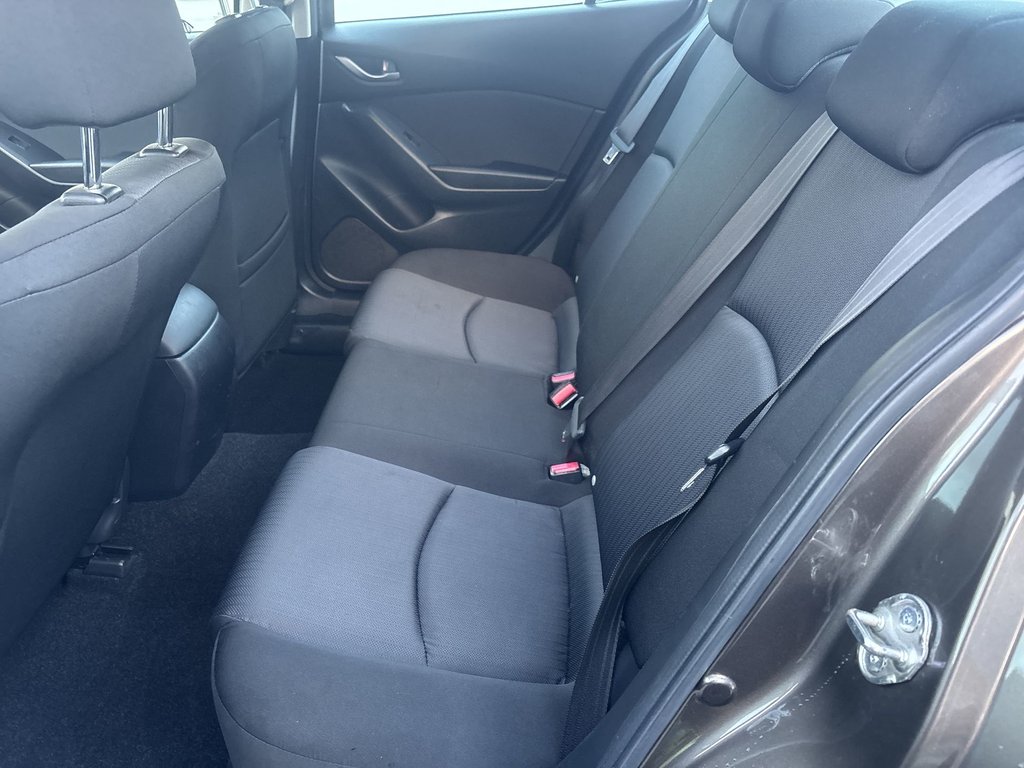 Mazda 3 GX | Cam | USB | HtdSeats | Bluetooth | Keyless 2016 à Saint John, Nouveau-Brunswick - 32 - w1024h768px