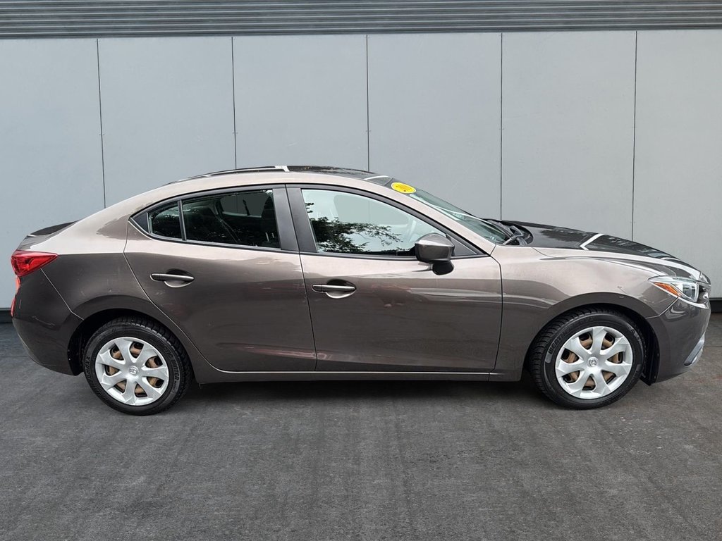 2016 Mazda 3 GX | Cam | USB | HtdSeats | Bluetooth | Keyless in Saint John, New Brunswick - 6 - w1024h768px