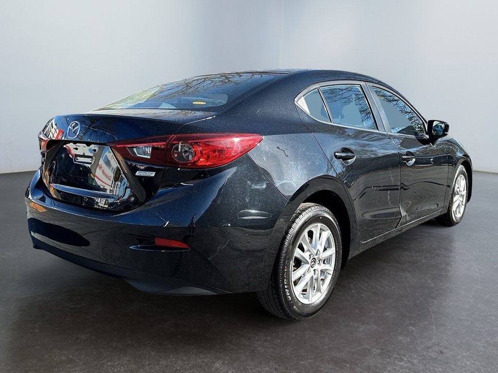 2017 Mazda 3 in Antigonish, Nova Scotia - 5 - w1024h768px