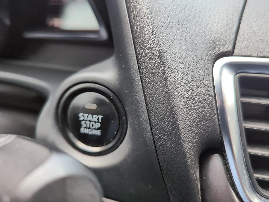 2017 Mazda 3 in Antigonish, Nova Scotia - 47 - w1024h768px