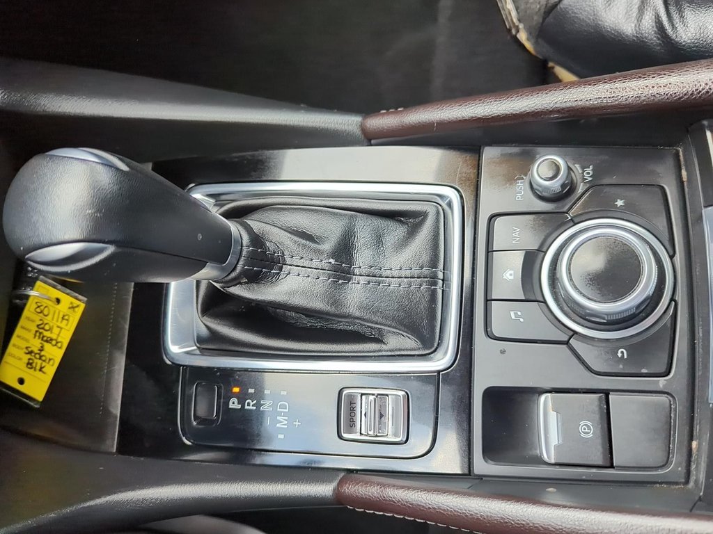2017 Mazda 3 in Antigonish, Nova Scotia - 16 - w1024h768px