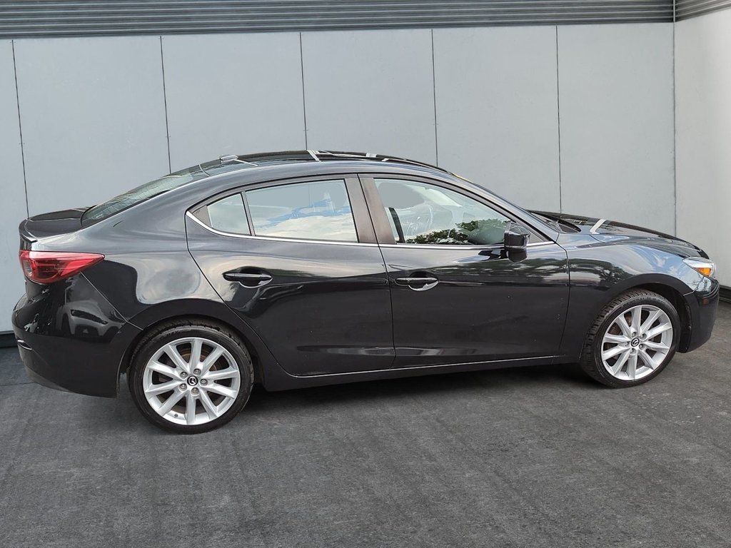 2017 Mazda 3 in Antigonish, Nova Scotia - 6 - w1024h768px