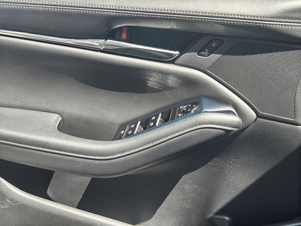 2019 Mazda 3 in Antigonish, Nova Scotia - 15 - w1024h768px