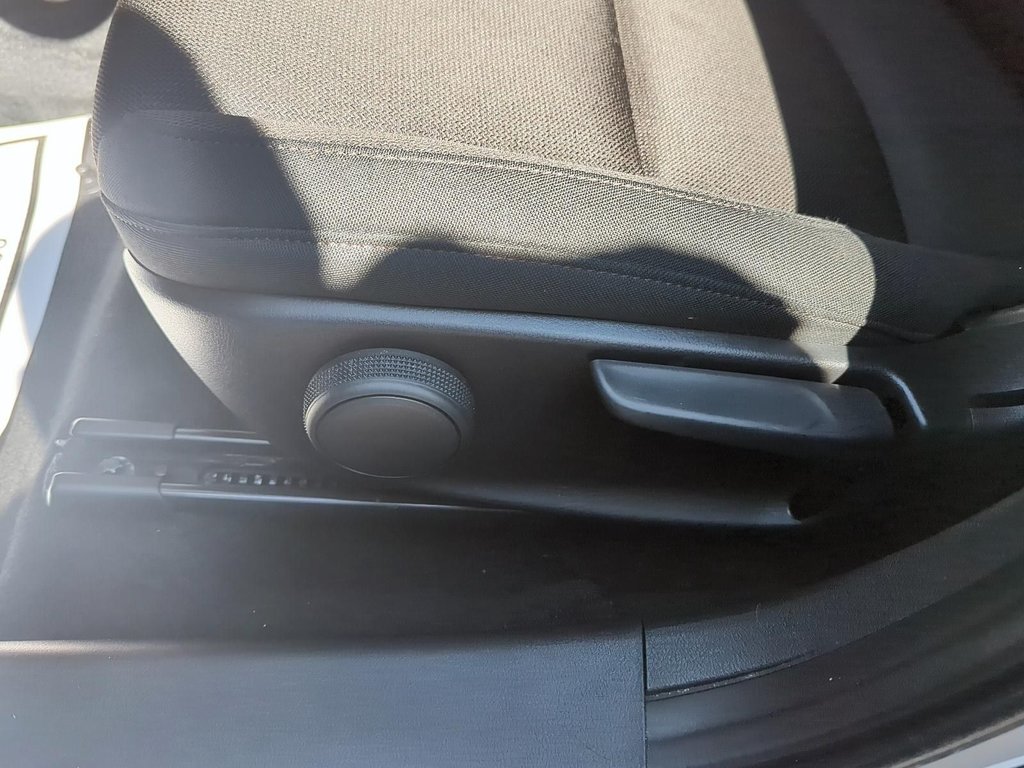 2022 Mazda 3 GS | Cam | USB | HtdWheel | Bluetooth | Keyless in Saint John, New Brunswick - 53 - w1024h768px