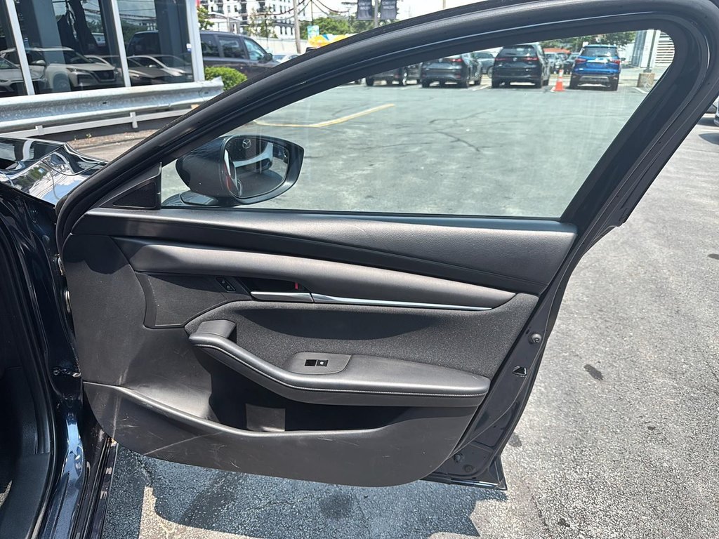 Mazda 3 GX | Cam | USB | HtdSeats | Bluetooth | Keyless 2024 à Saint John, Nouveau-Brunswick - 12 - w1024h768px