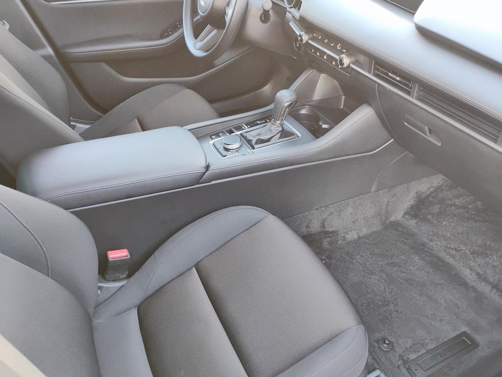 Mazda 3 GX | Cam | USB | HtdSeats | Bluetooth | Keyless 2024 à Saint John, Nouveau-Brunswick - 14 - w1024h768px