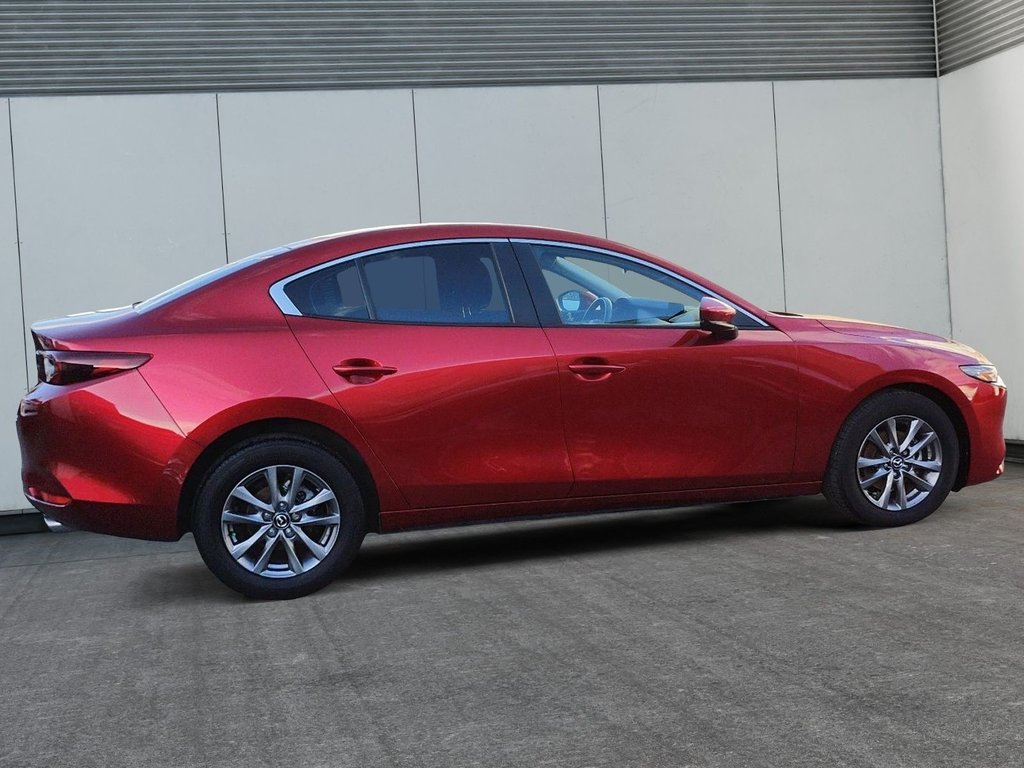 Mazda 3 GX | Cam | USB | HtdSeats | Bluetooth | Keyless 2024 à Saint John, Nouveau-Brunswick - 6 - w1024h768px