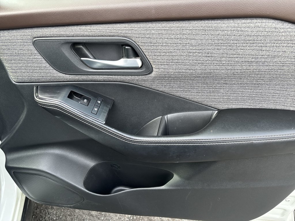 Nissan Rogue SV | Roof | Cam | USB | HtdWheel | Bluetooth | XM 2021 à Saint John, Nouveau-Brunswick - 46 - w1024h768px