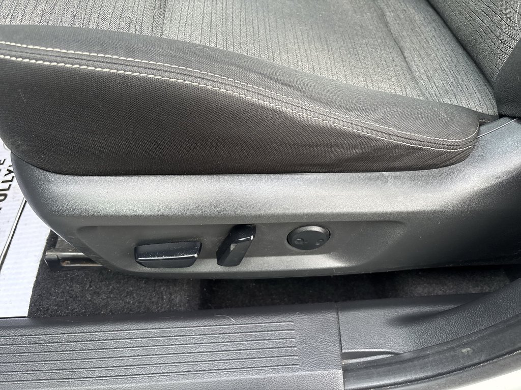 Nissan Rogue SV | Roof | Cam | USB | HtdWheel | Bluetooth | XM 2021 à Saint John, Nouveau-Brunswick - 14 - w1024h768px