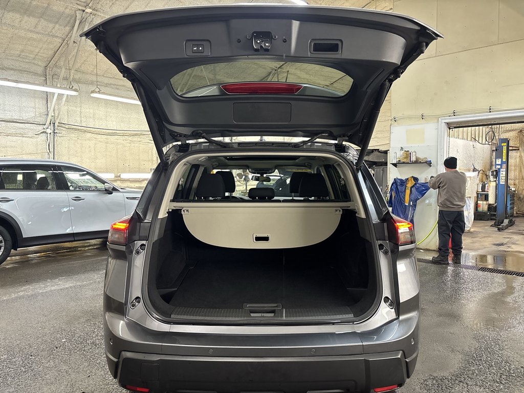 Nissan Rogue SV Moonroof | Nav | Cam | USB | HtdSeats 2024 à Saint John, Nouveau-Brunswick - 36 - w1024h768px