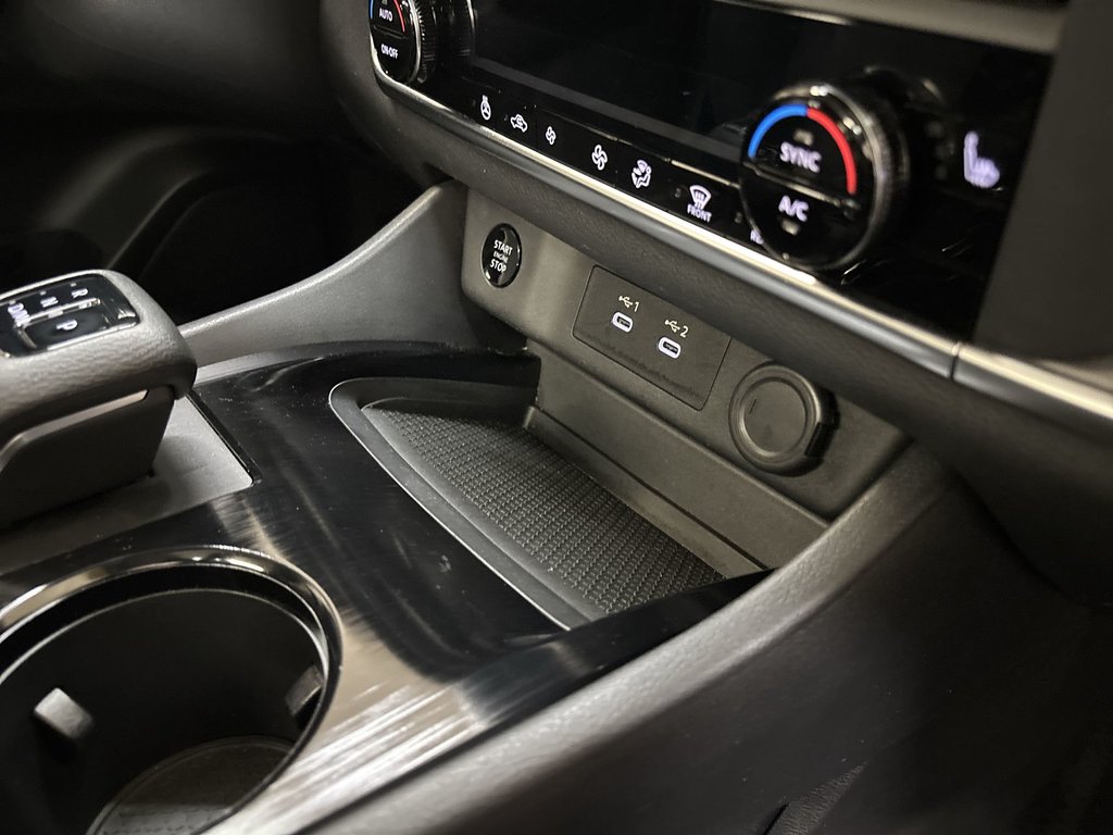 Nissan Rogue SV Moonroof | Nav | Cam | USB | HtdSeats 2024 à Saint John, Nouveau-Brunswick - 45 - w1024h768px