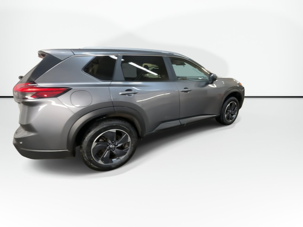 Nissan Rogue SV Moonroof | Nav | Cam | USB | HtdSeats 2024 à Saint John, Nouveau-Brunswick - 8 - w1024h768px