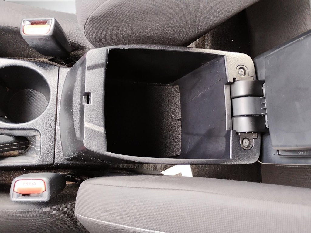 Scion iM BASE | USB| Bluetooth | Keyless | PwrWindows 2016 à Saint John, Nouveau-Brunswick - 38 - w1024h768px