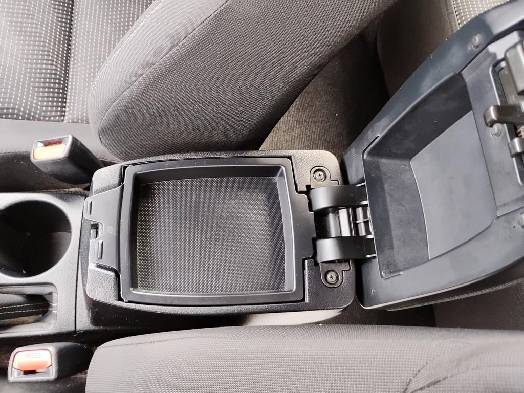 Scion iM BASE | USB| Bluetooth | Keyless | PwrWindows 2016 à Saint John, Nouveau-Brunswick - 37 - w1024h768px