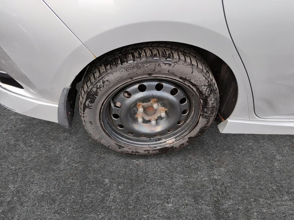 Scion iM BASE | USB| Bluetooth | Keyless | PwrWindows 2016 à Saint John, Nouveau-Brunswick - 9 - w1024h768px