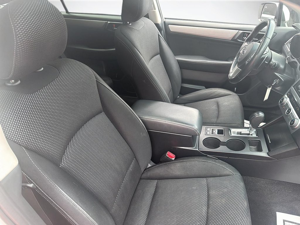 2015 Subaru Outback Touring | Leather | Sunroof | Cam | USB | HtdSeats in Saint John, New Brunswick - 12 - w1024h768px