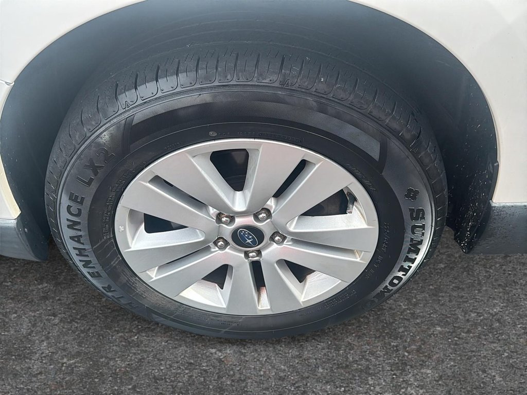 2015 Subaru Outback Touring | Leather | Sunroof | Cam | USB | HtdSeats in Saint John, New Brunswick - 8 - w1024h768px