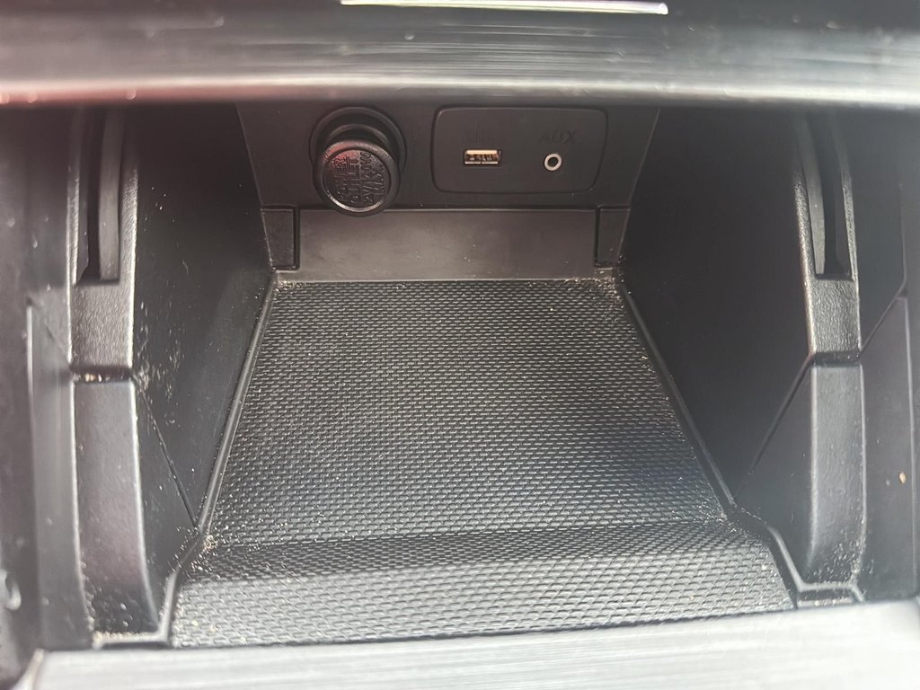 2015 Subaru Outback Touring | Leather | Sunroof | Cam | USB | HtdSeats in Saint John, New Brunswick - 26 - w1024h768px