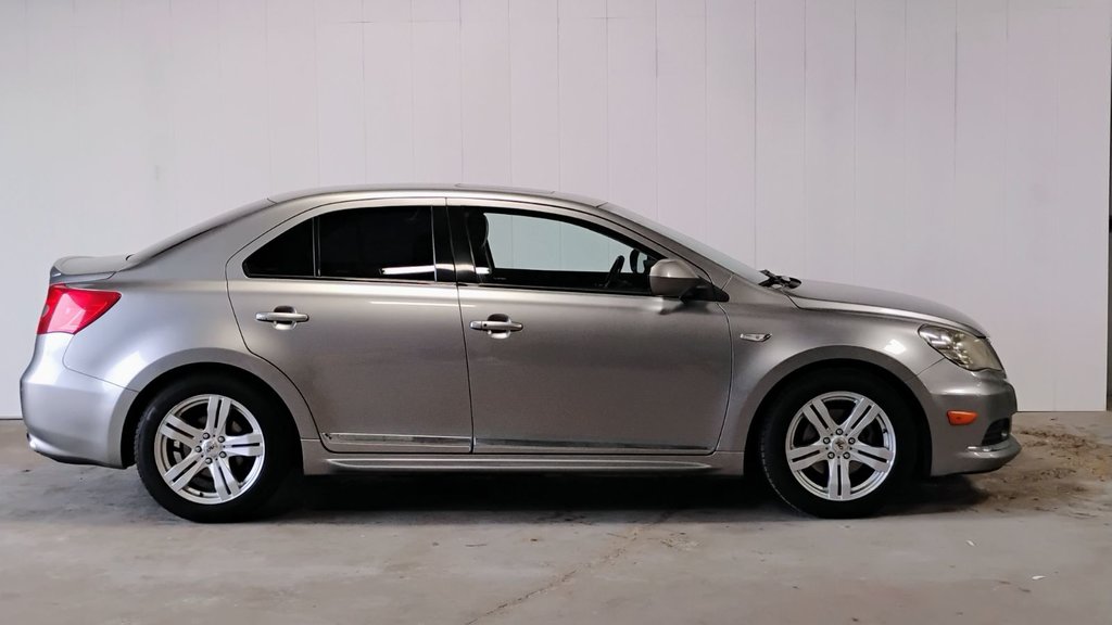 2011 Suzuki Kizashi in Antigonish, Nova Scotia - 2 - w1024h768px