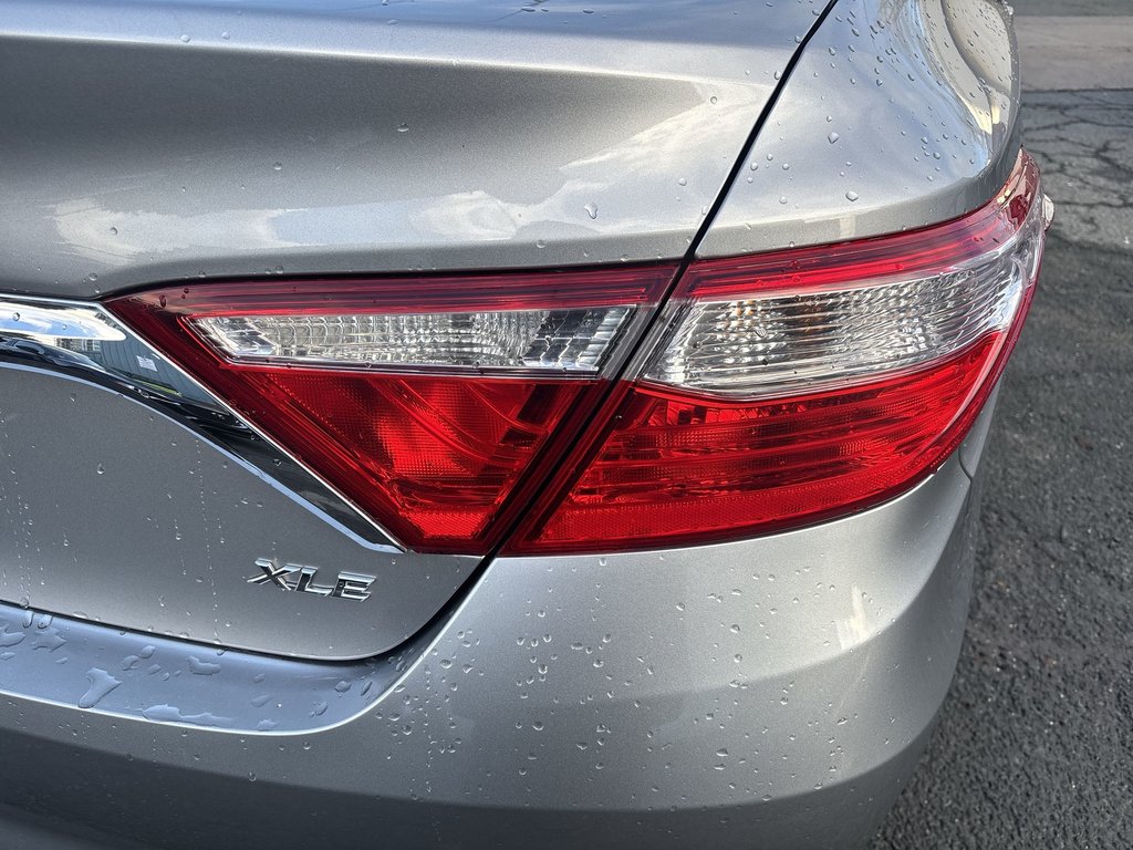 2017 Toyota Camry XSE | Leather | Roof | Cam | USB |  HtdWheel in Saint John, New Brunswick - 50 - w1024h768px