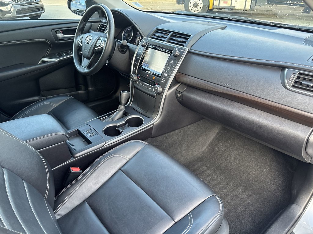 2017 Toyota Camry XSE | Leather | Roof | Cam | USB |  HtdWheel in Saint John, New Brunswick - 49 - w1024h768px