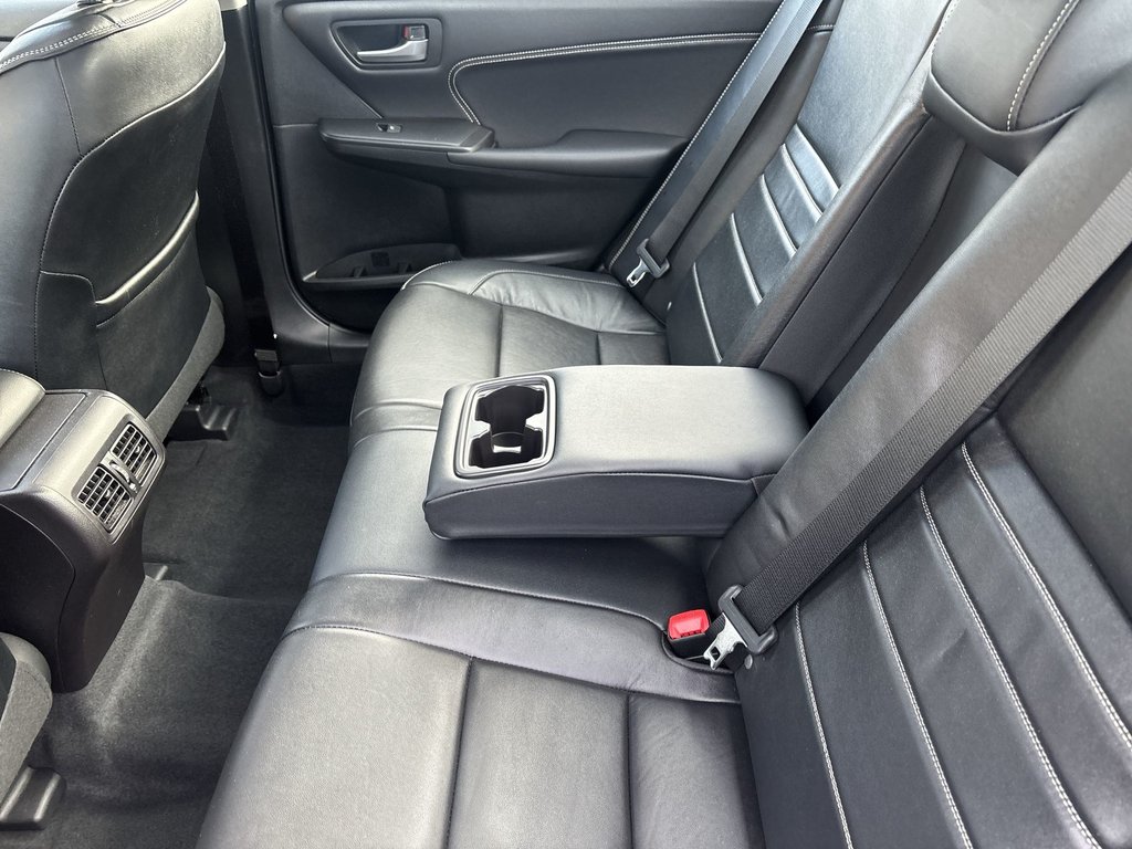 2017 Toyota Camry XSE | Leather | Roof | Cam | USB |  HtdWheel in Saint John, New Brunswick - 33 - w1024h768px