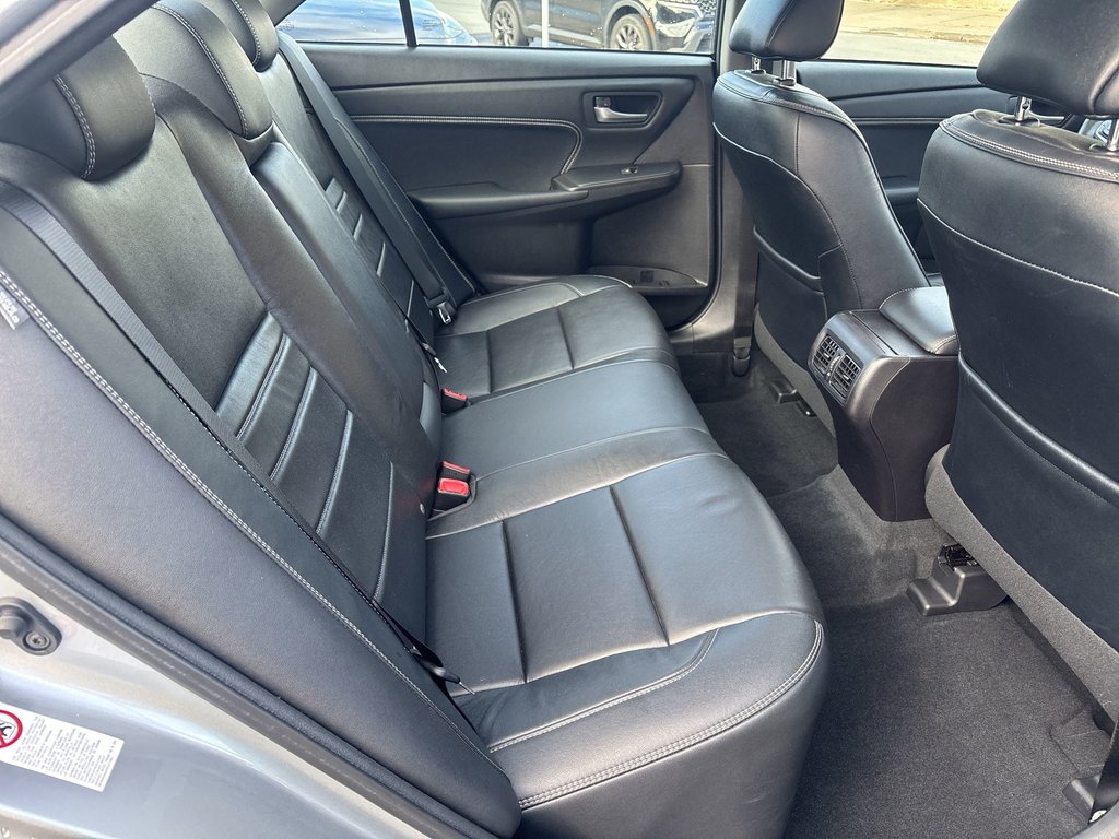 2017 Toyota Camry XSE | Leather | Roof | Cam | USB |  HtdWheel in Saint John, New Brunswick - 39 - w1024h768px