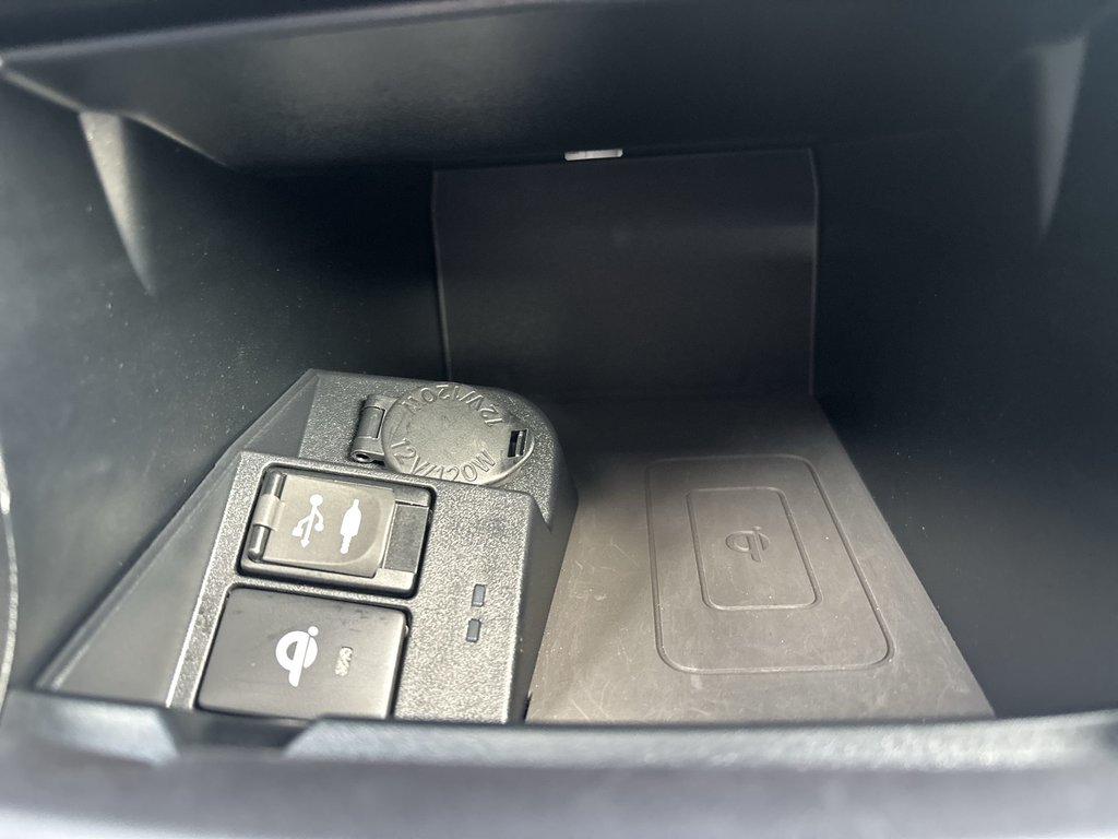 2017 Toyota Camry XSE | Leather | Roof | Cam | USB |  HtdWheel in Saint John, New Brunswick - 28 - w1024h768px