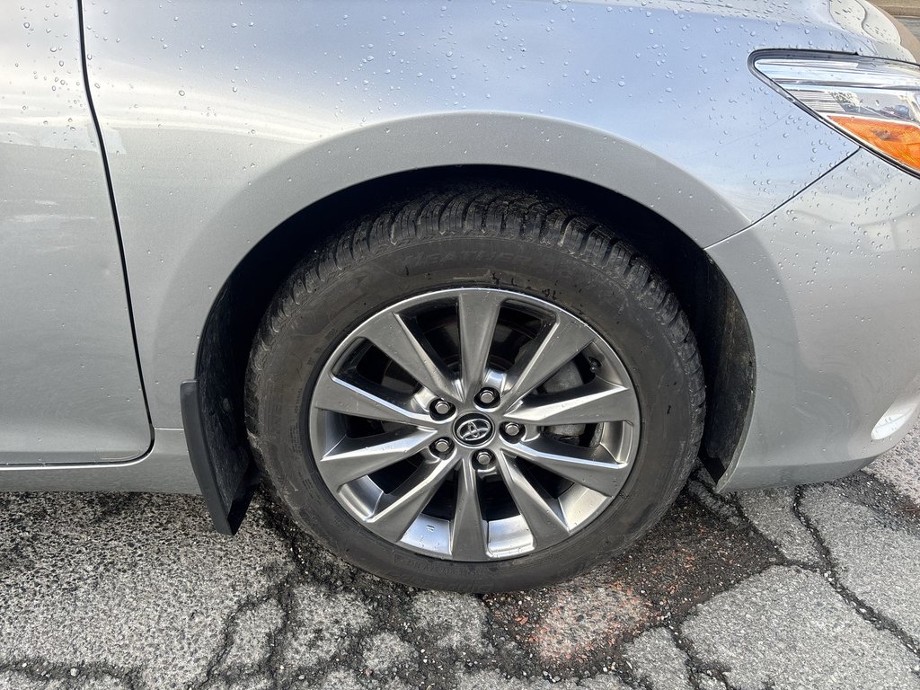 2017 Toyota Camry XSE | Leather | Roof | Cam | USB |  HtdWheel in Saint John, New Brunswick - 10 - w1024h768px