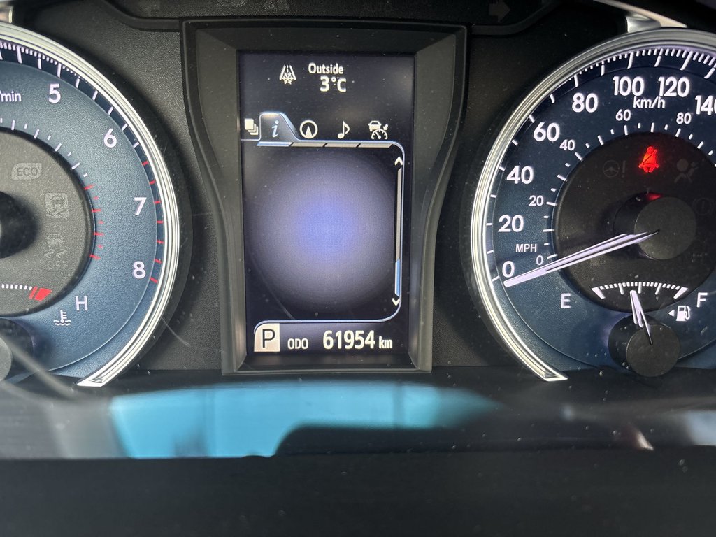 2017 Toyota Camry XSE | Leather | Roof | Cam | USB |  HtdWheel in Saint John, New Brunswick - 23 - w1024h768px