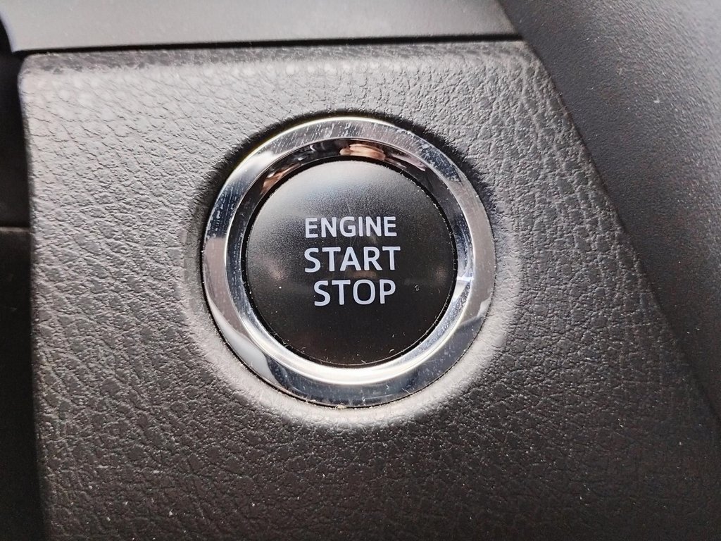 2018 Toyota Camry in Antigonish, Nova Scotia - 34 - w1024h768px